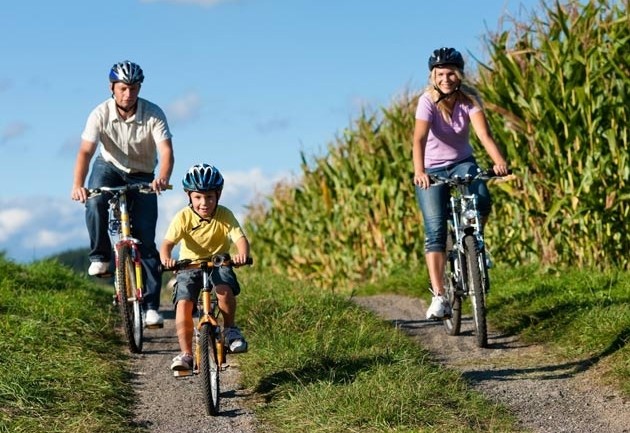 Turismo en bici … Nace “BikeFriendly”