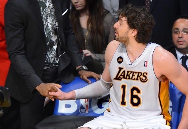 Pau Gasol y Kobe Bryant…¿felecitación o despedida?