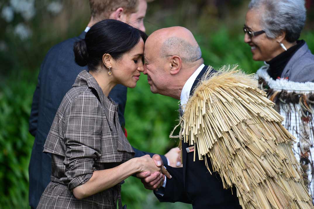 Meghan Markle conquista a los neozelandeses con un vestido de Asos low cost