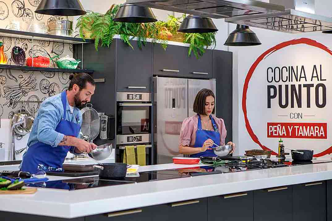 Javier Peña y Tamara Falcó - Cocina al punto con Peña y Tamara © RTVE