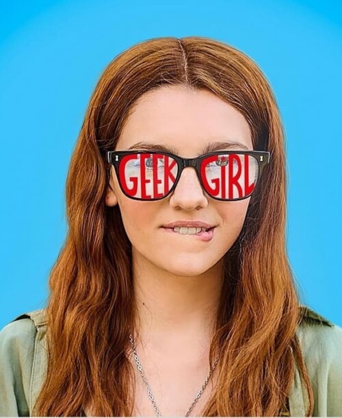 “Geek Girl”, protagonizada por Emily Carey – Estreno en Netflix