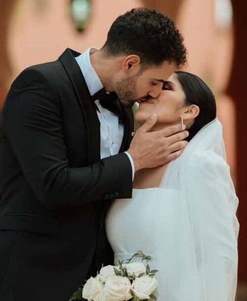 Las fotos nunca vistas de la boda de Isa Pantoja y Asraf Beno