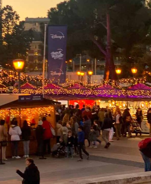 El mercadillo navideño más mágico y auténtico de Madrid ha llegado a la Plaza de Colón