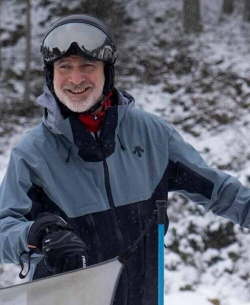 Felipe VI se estrena en Valdelinares como esquiador: «Es muy bonito y hay nieve»