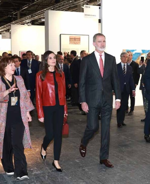 La chaqueta ‘low cost’ de mango con la que la reina Letizia ha arrasado en la inauguración de ARCOmadrid