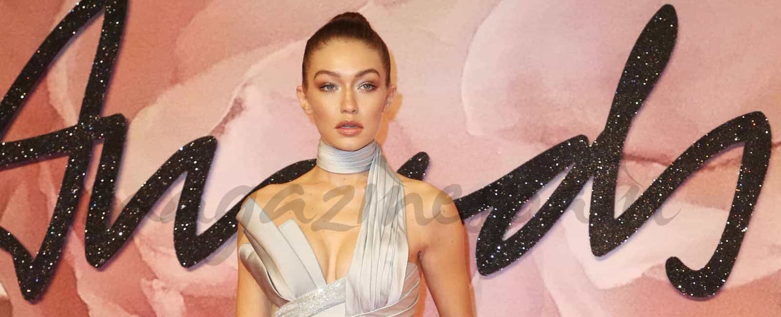 Gigi Hadid se desnuda en su último trabajo - magazinespain.com